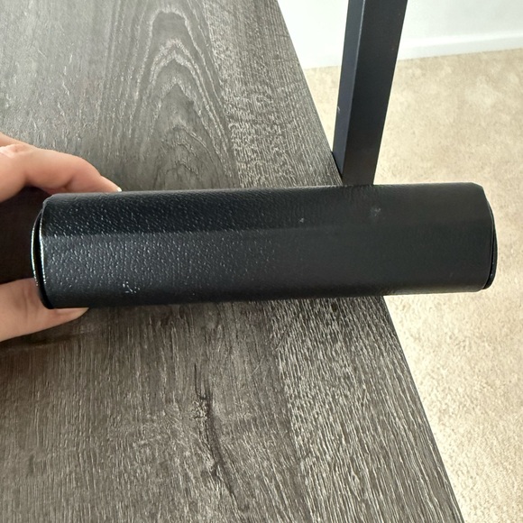 Burberry Black Hard Glasses Case with Unopened Lens Cloth - Picture 10 of 10